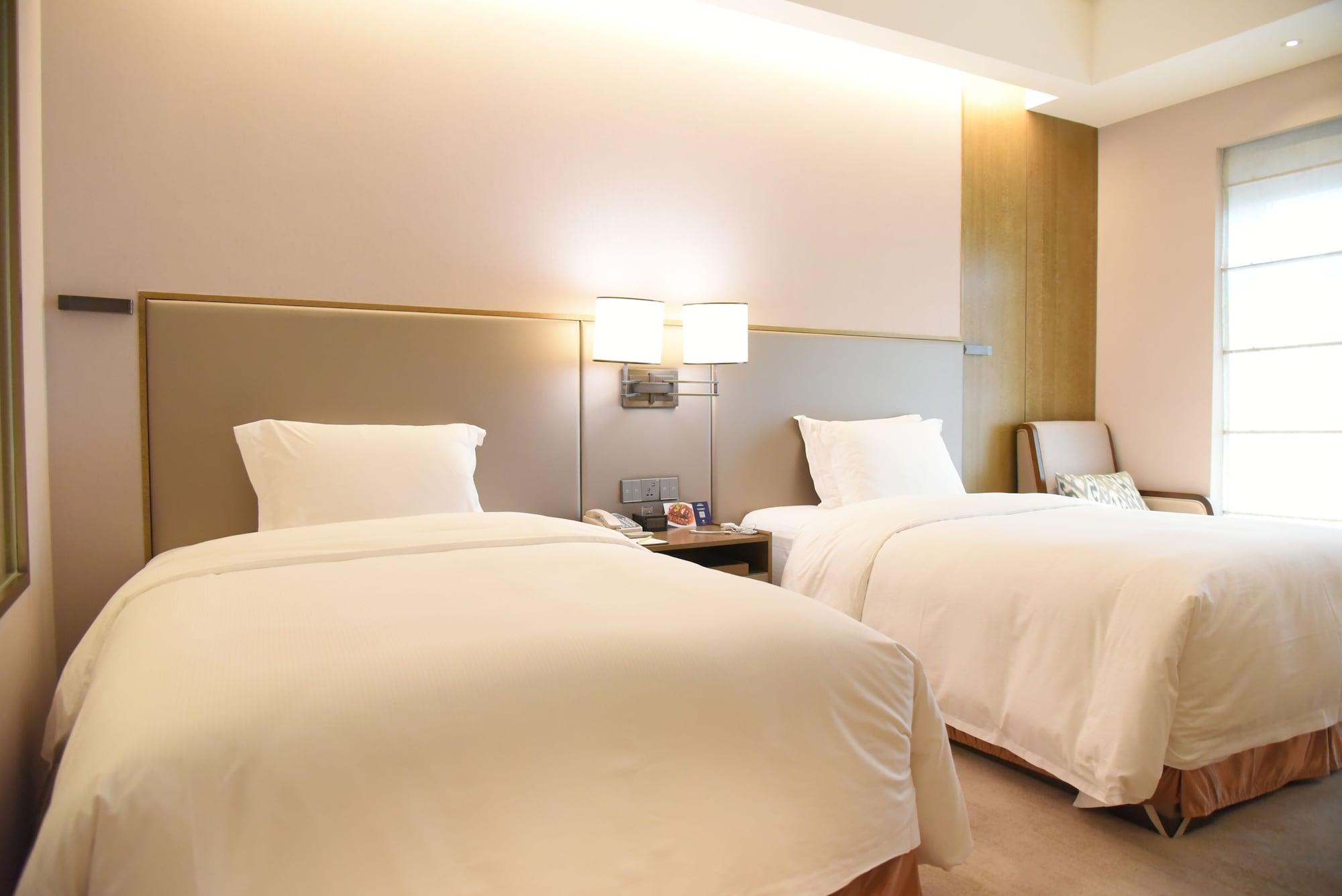 Doubletree By Hilton Hotel Shiyan Shiyan  Exterior photo