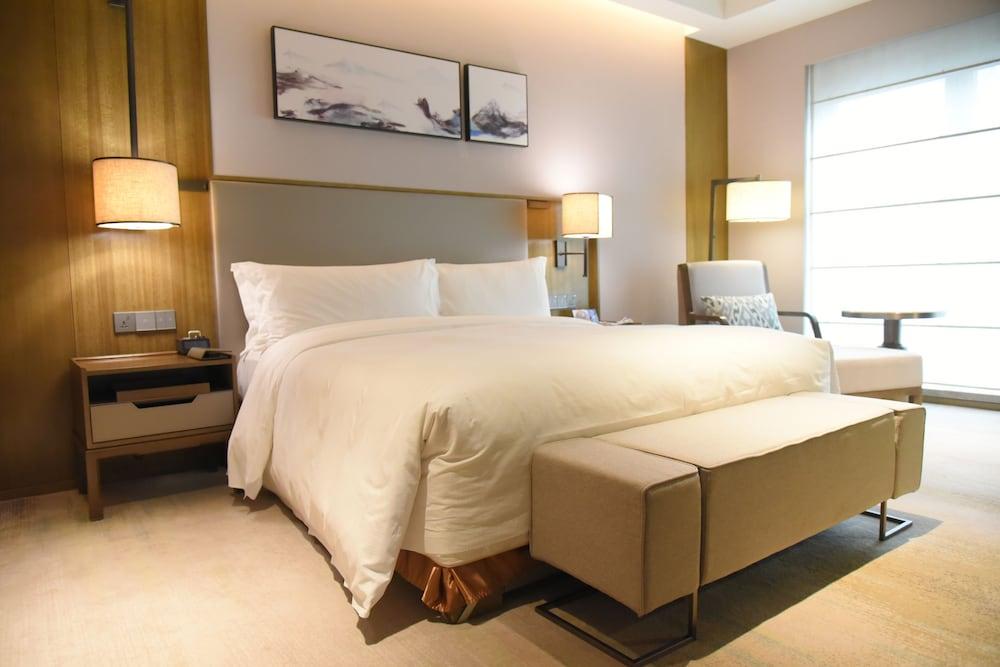 Doubletree By Hilton Hotel Shiyan Exterior photo